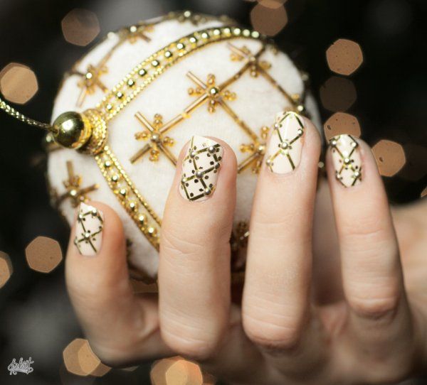 Best Christmas Nail Art Ideas for Every Style